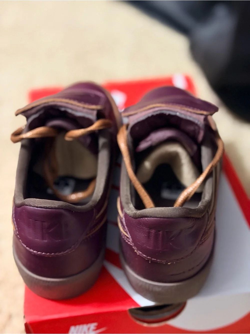 Nike Men’s Low-Top Sneakers in Burgundy with Brown Laces